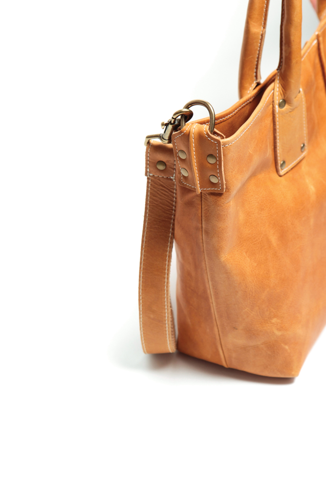 Tight shot of the details of a Ceri Hoover tote handbag