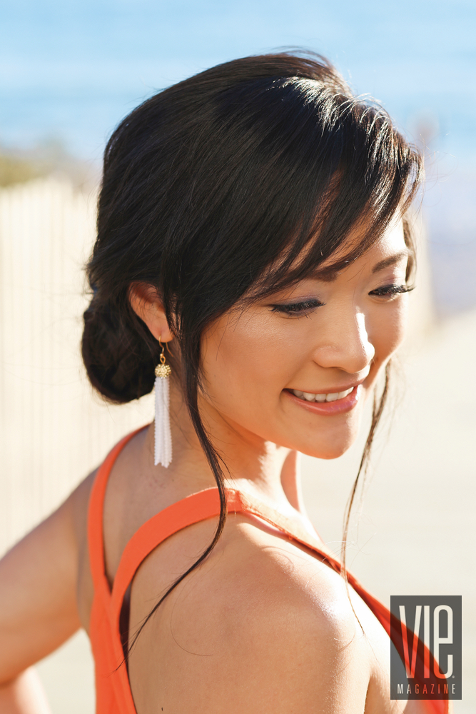 Resort hair tutorial bangs brunette at the beach vie magazine health and beauty