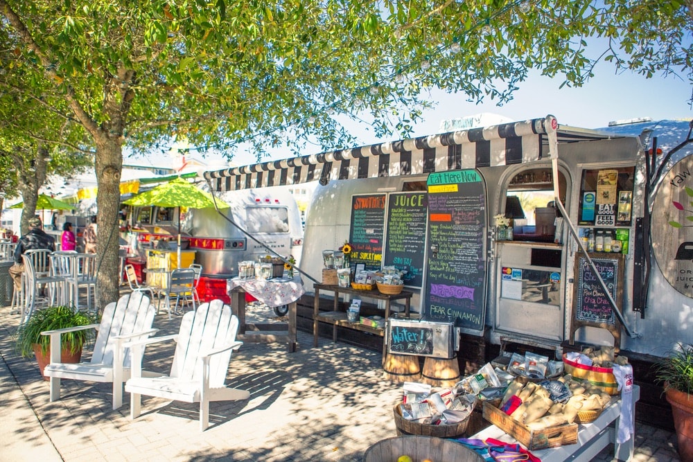 raw & juicy food truck in seaside florida