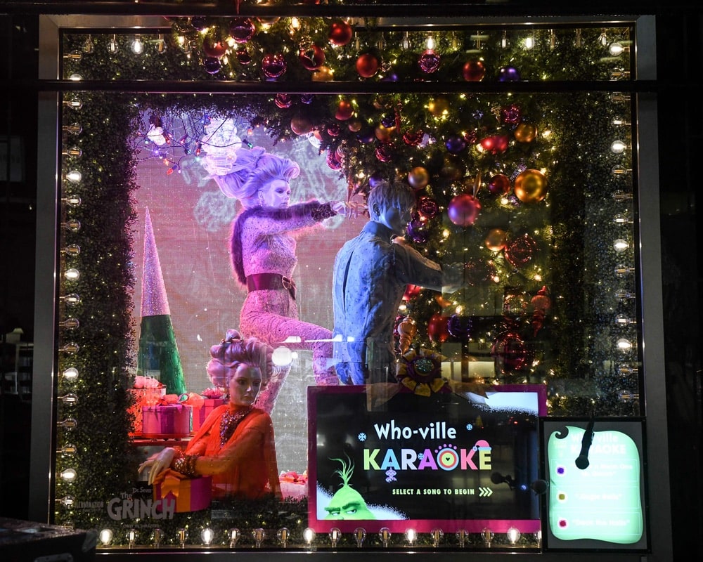 NYC Holiday Windows, Bloomingdale's
