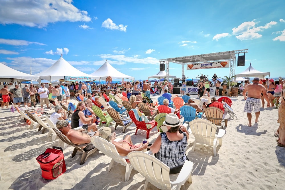 Schooners Hosts Lobster Festival & Tournament VIE Magazine