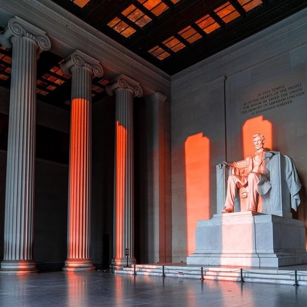 VIE Magazine, President's Day, Abraham Lincoln, Lincoln Memorial, Washington DC, Visit Washington DC, Abraham Lincoln Memorial