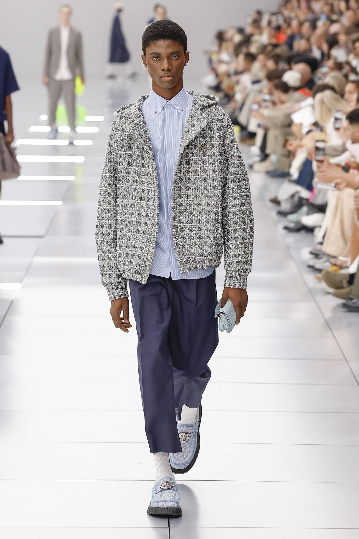 Louis Vuitton: hyperbole of details and the spring summer 2023 fashion show