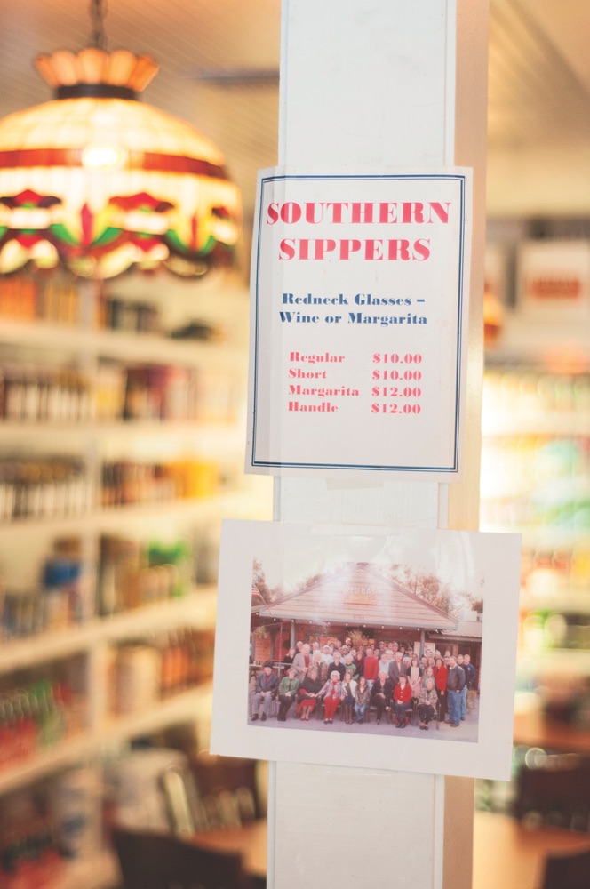 Southern Sippers sign at Red Bay Grocery