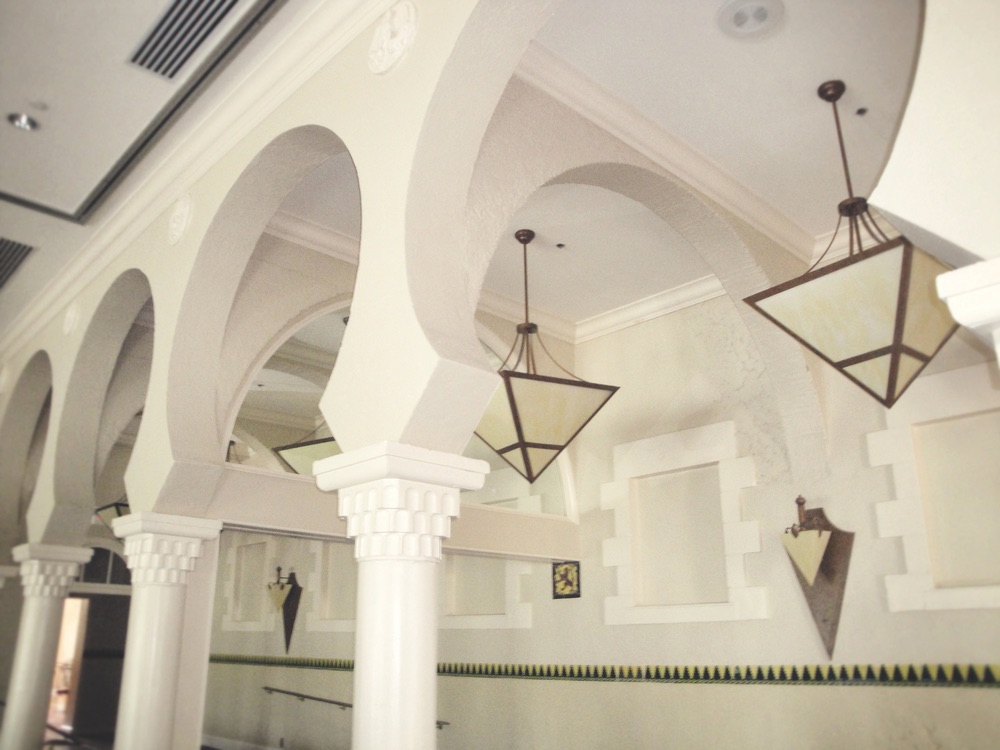 Moorish and Spanish influences are evident in the Vinoy’s historic clubhouse, which at one time was part of a Russian palace.
