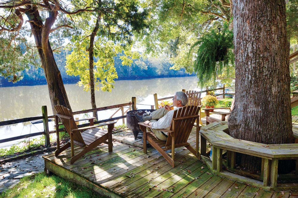 Retreat into Wildnerness VIE Magazine Florida Choctawhatchee River Bed and Breakfast