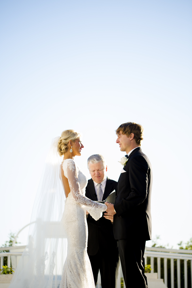 lauren and josh saying their vows at the alys beach wedding