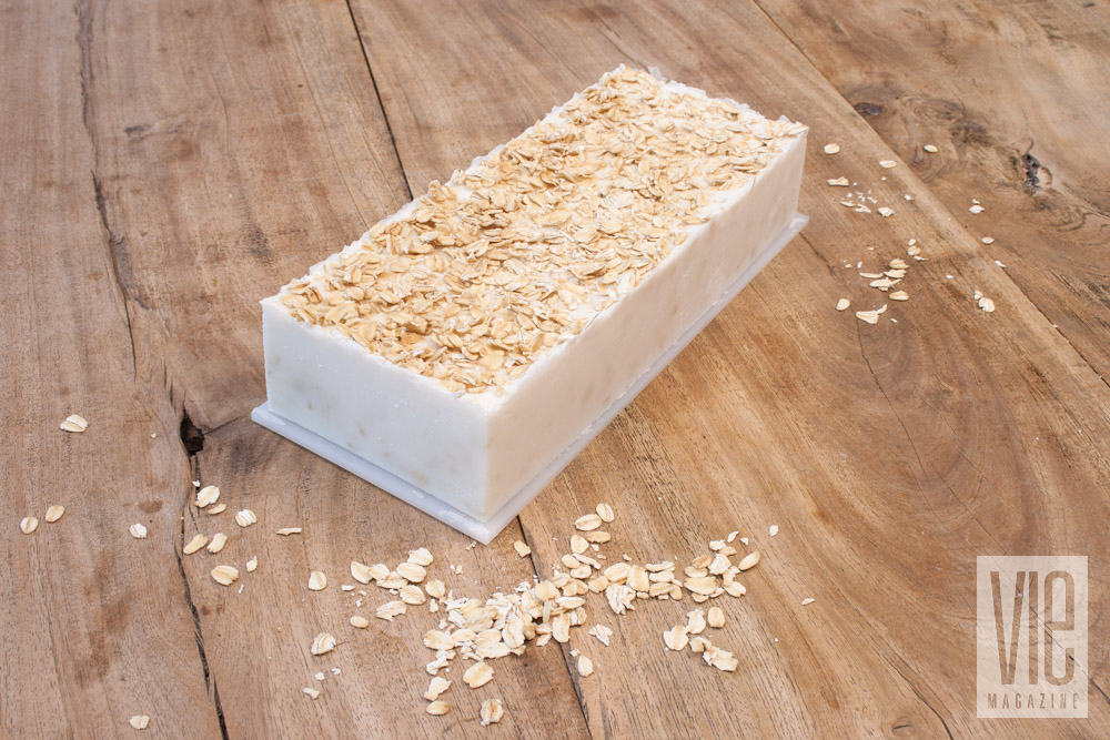 Soap molded with oat flakes