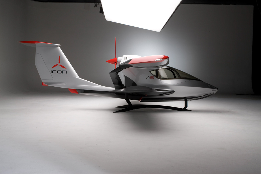 At approximately $189,000, the LSA two-seater ICON A5 is chock-full of cutting-edge features not commonly found in larger, more expensive private aircraft, making it perfect for both the novice pilot and experienced flying enthusiast.