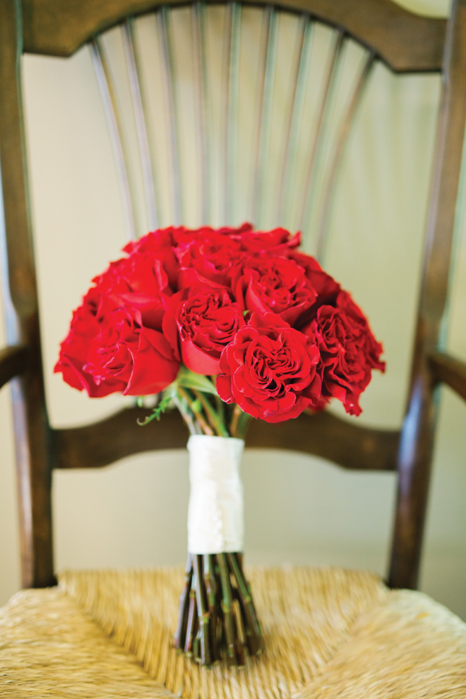 Telluride wedding red rose bouquet