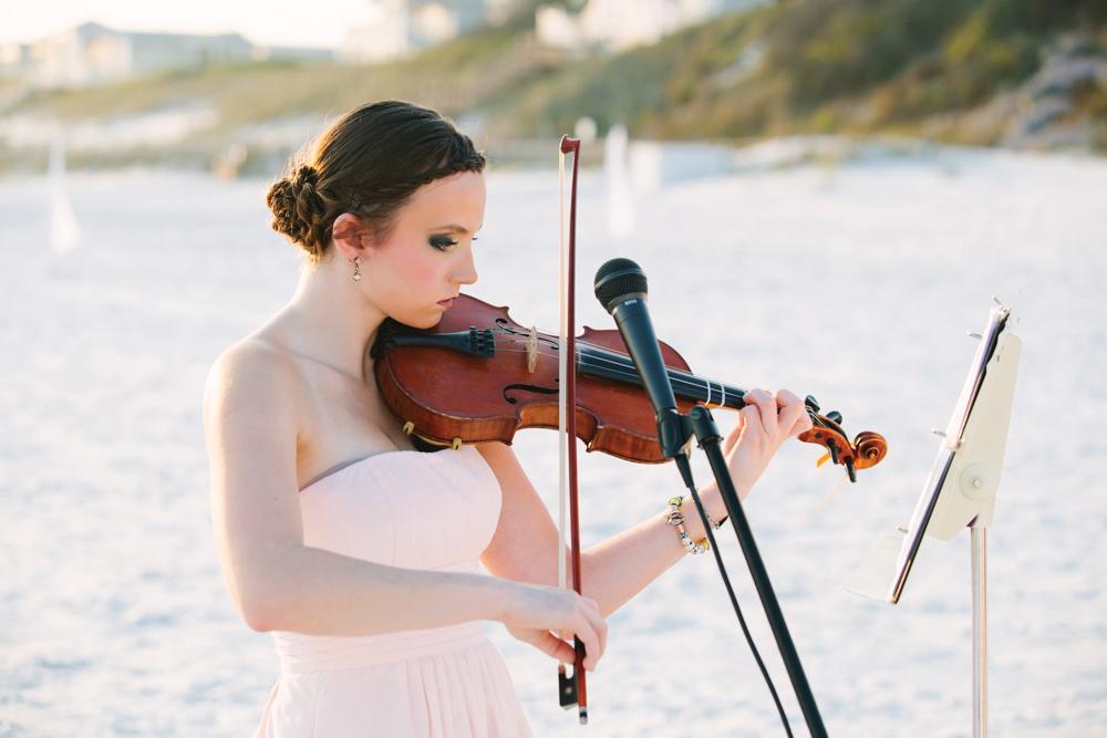 Violinist at Kimberly and Clain Zimmerman beach wedding