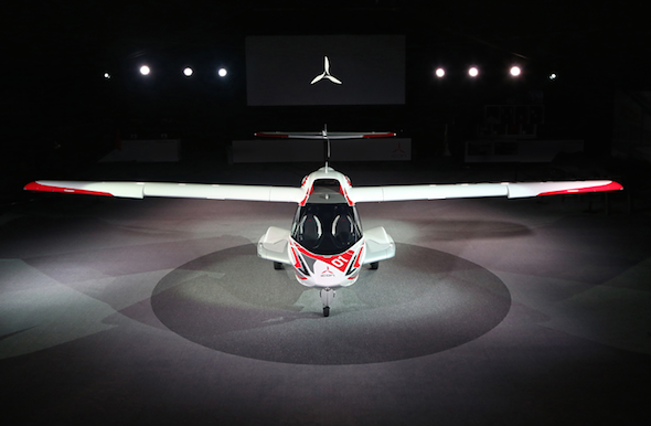 ICON Unveils First Production A5 Light-Sport Aircraft