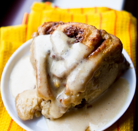 Pumpkin-vegan-cinnamon-rolls