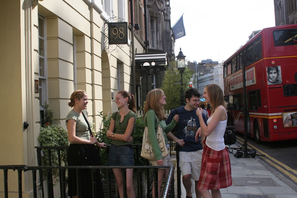 London Study vie magazine fsu international programs explores the world less traveled 