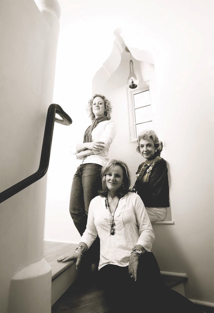 Ann Hartley with her mother, Gay, and her daughter, Lannie