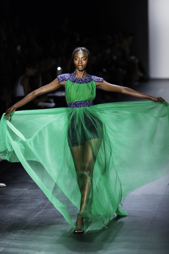 New York Fashion Week Model Graces The Runway In An A Long Emerald Green Sheath Dress By Zang Toi