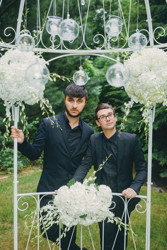 Christian Siriano and Brad Walsh backyard wedding Connecticut Home Bed Bath and Beyond floral print design interior