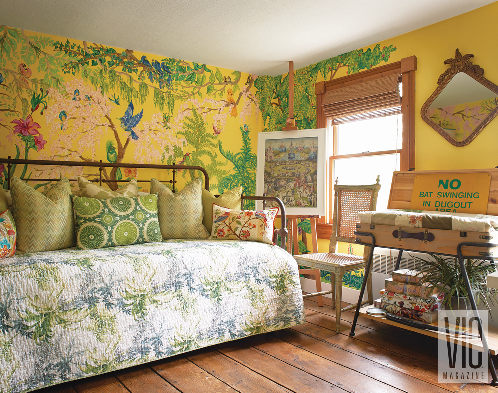 Christian Siriano and Brad Walsh upstairs guest bedroom with Anna Hafner mural Connecticut Home Bed Bath and Beyond floral print design interior