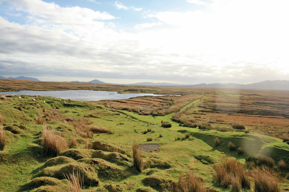 The Derrygimlagh landscape offers breathtaking views spotted with tiny lakes and peat bogs.