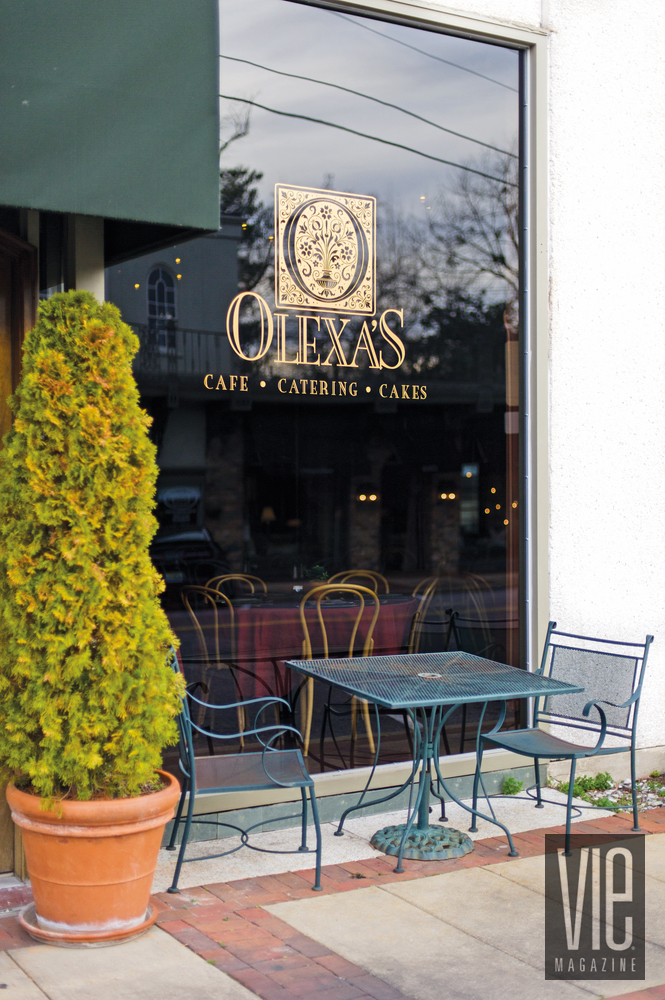 Restaurant window for Olexa's cafe in Mountain Brook, Birmingham, Alabama 