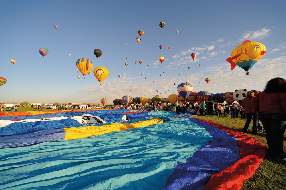 Hot Air Balloons; liftoff; Albuquerque International Balloon Fiesta