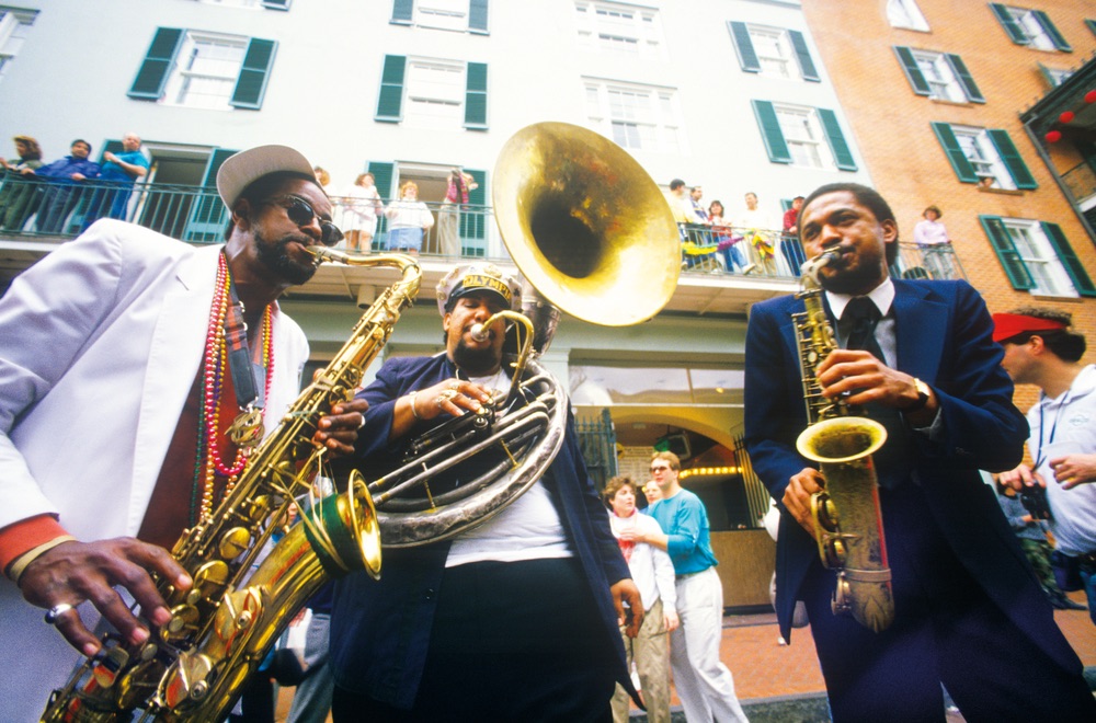 Music street performers on New Orleans