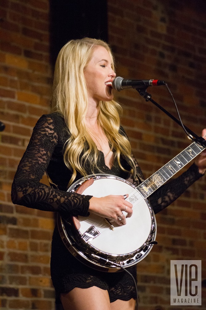 Ashley Campbell performing at VIE Magazine's "Stories with Heart and Soul" tour at the Listening Room Cafe in Nashville, Tennessee