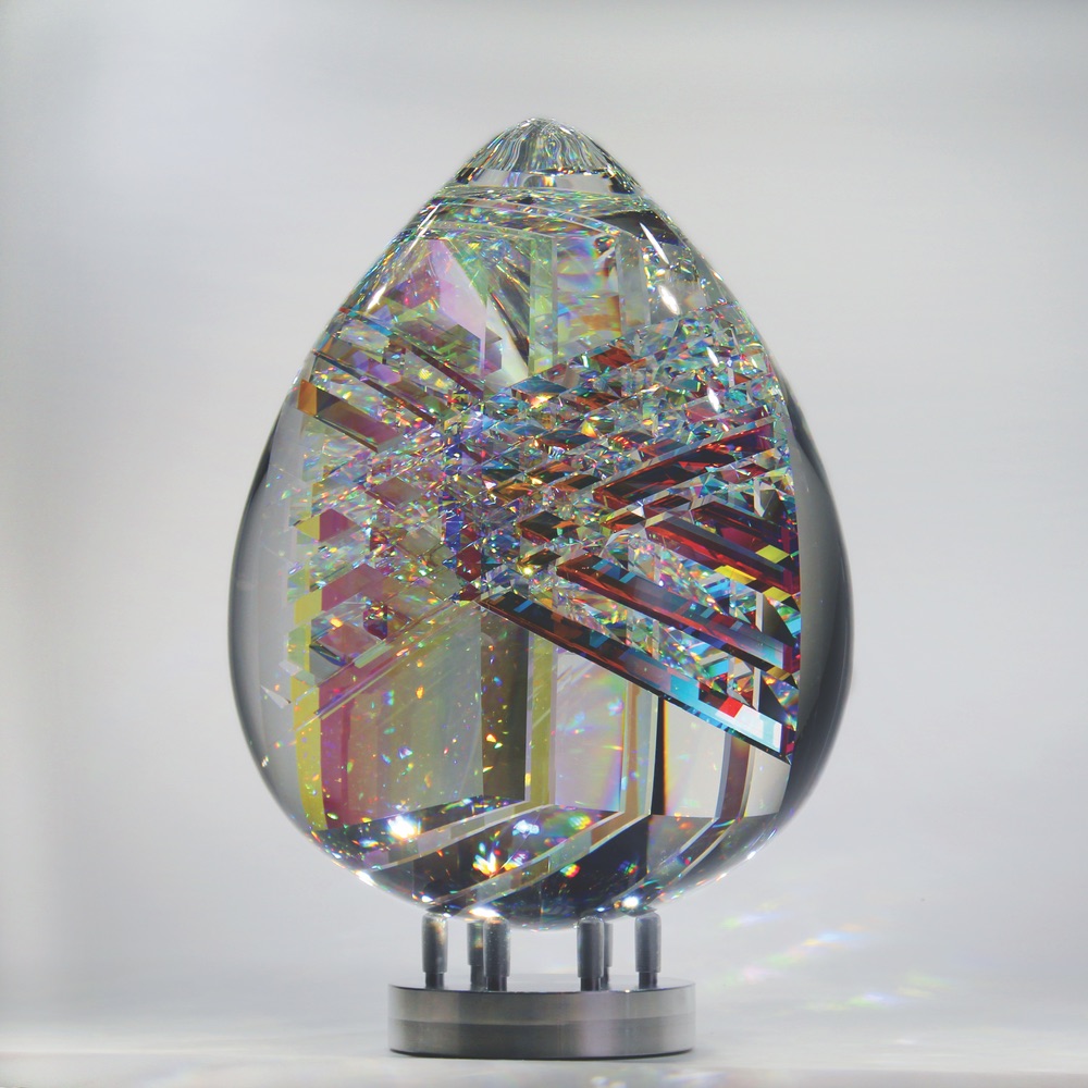 Jack Storm Glass Art Large Fantastik ViviOvo D’Oro, VIE Magazine, The Artist Issue