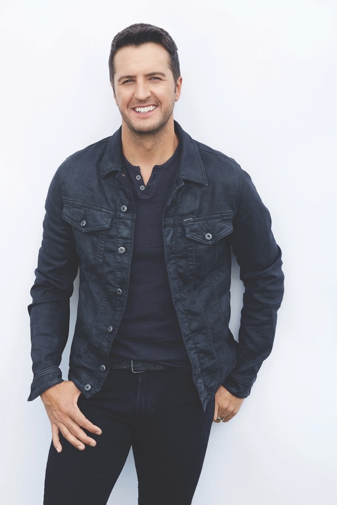 Luke Bryan, Photo by Carlos Ruiz