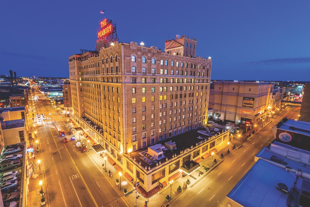 Book a room at the famous Peabody Hotel and meet the Peabody ducks! VIE Magazine 2018