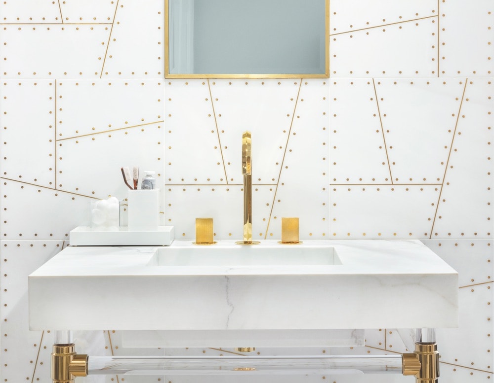 Channeling the daring industrial spirit of the early 1900s, the marble Aviator tile propels Artistic Tile’s Grand Tour collection to a higher stratus with a nod to vintage aircraft design.