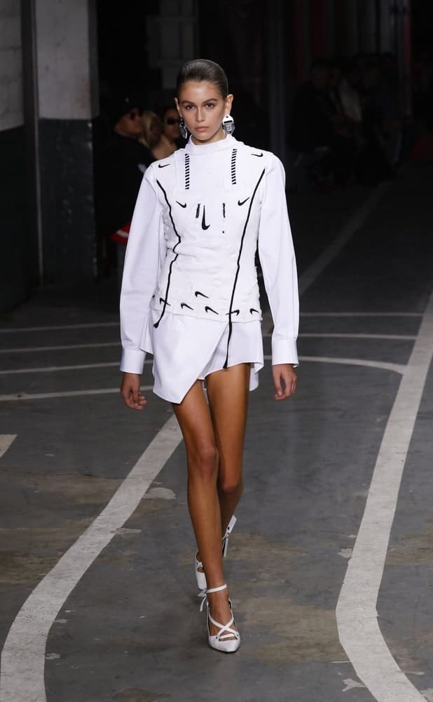 Kaia Gerber walks the runway during the Off-White show as part of Paris Fashion Week Womenswear Spring/Summer 2019 on September 27, 2018 in Paris, France