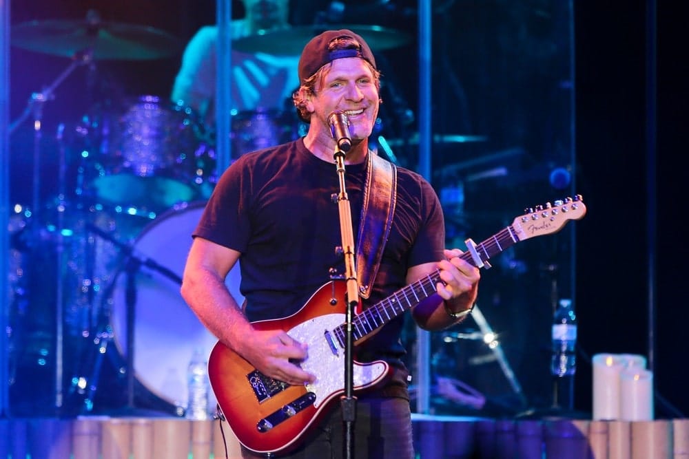 Billy Currington performs at the Paramount on May 10, 2019 in Huntington, New York. | Photo by Debby Wong / Shutterstock.com