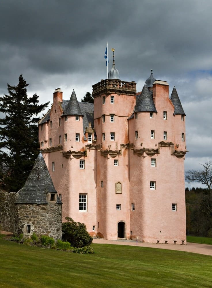 VIE Goes Pink, Pink Destinations Around the World, Breast Cancer Awareness Month, Craigievar Castle Scotland