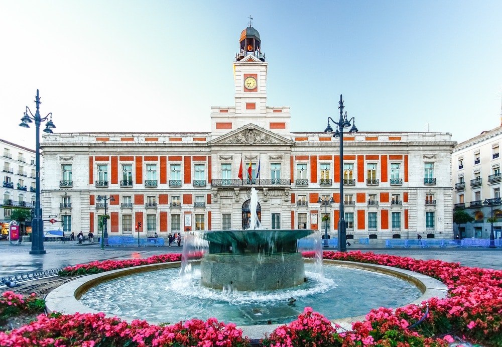 VIE magazine blog webcams at famous places Puerta del Sol Madrid Spain