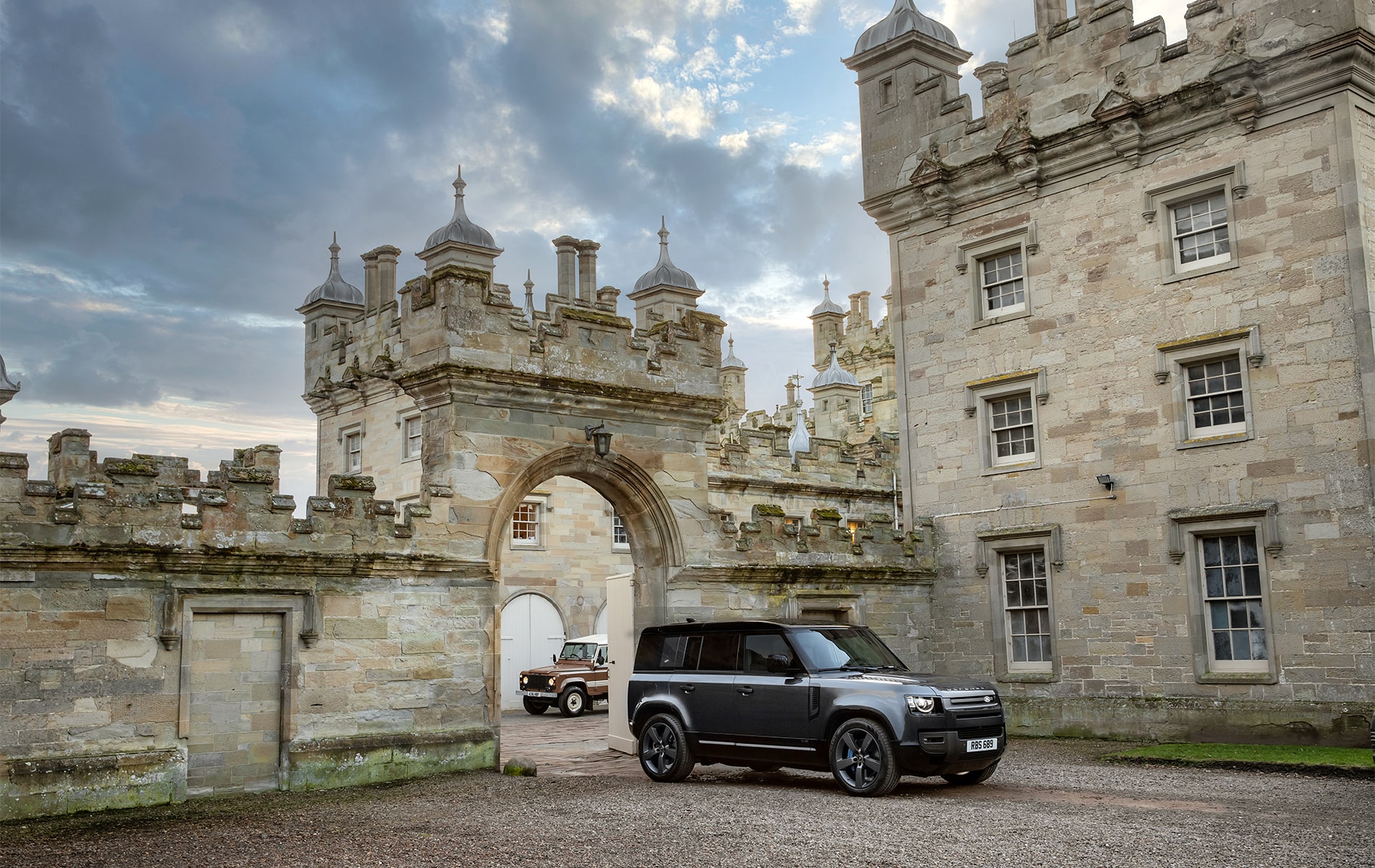 Land Rover Reveals New Defender V8 and Exclusive Special Editions for 2022