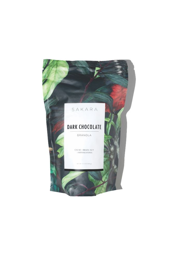 sakara dark chocolate, sakara, dark chocolate granola, healthy snack