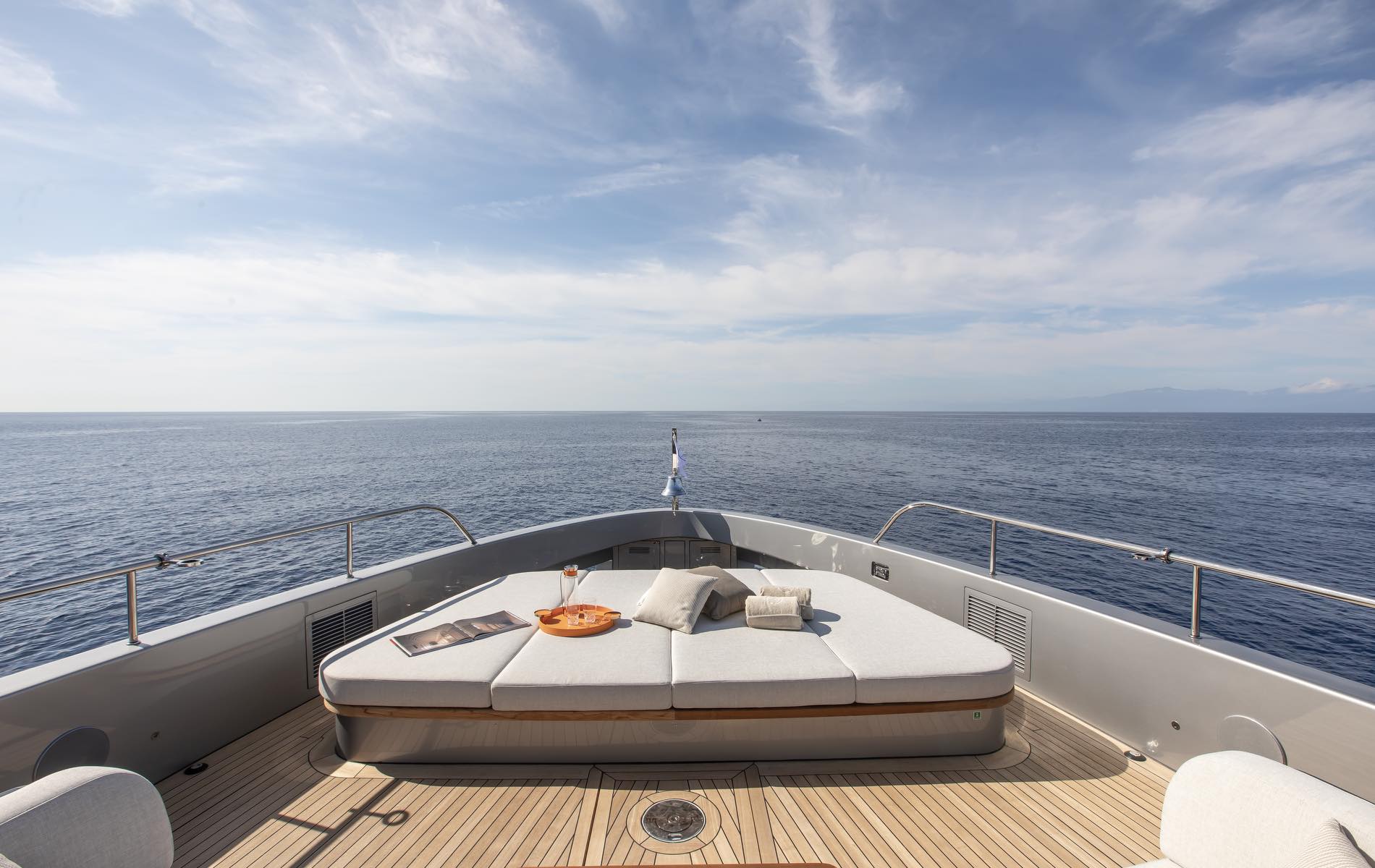 benetti yacht sun deck 