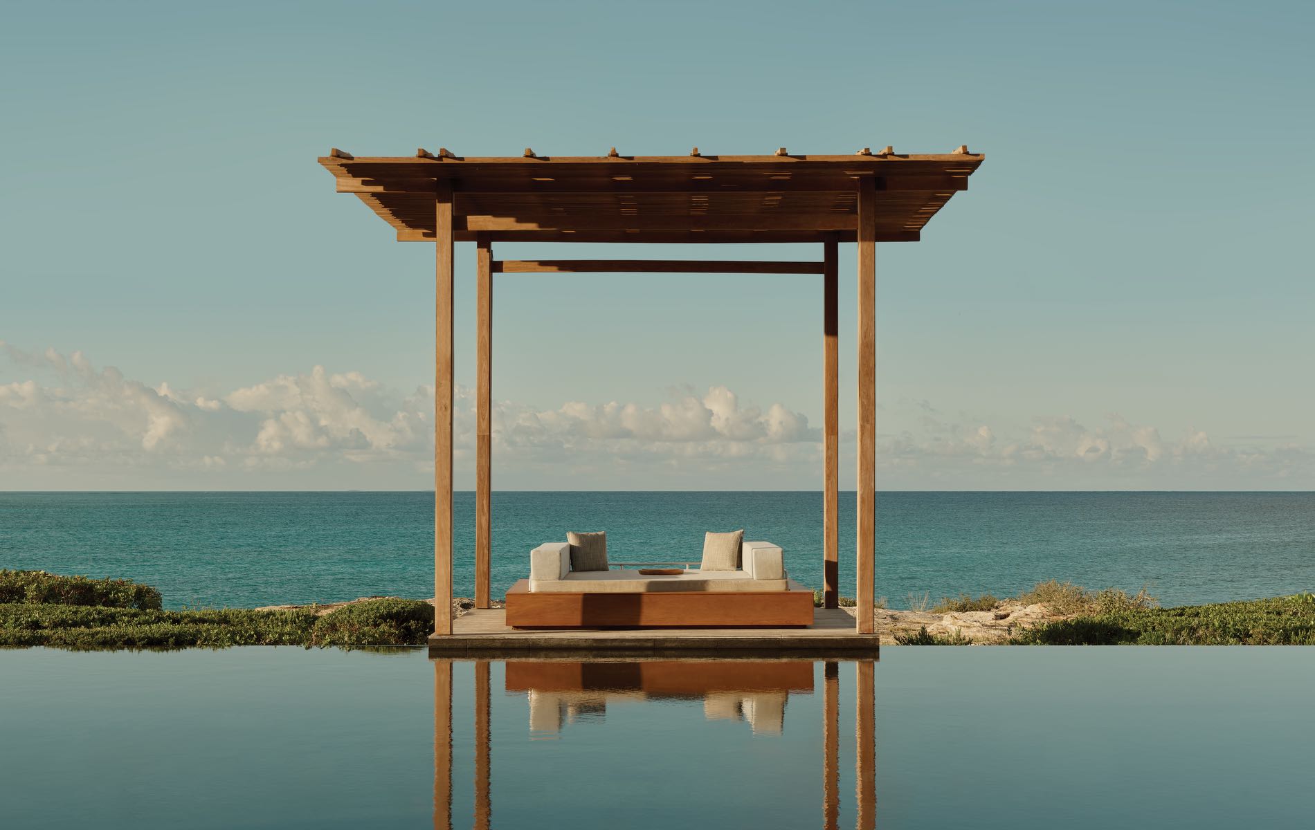 aman, aman hotel, amanyara, amanyara resort, turks and caicos, vie, vie magazine, amanyara pool