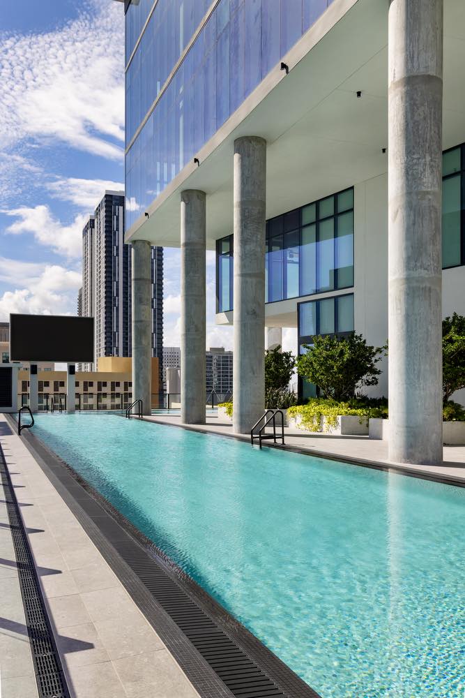 elser pool, miami hotel