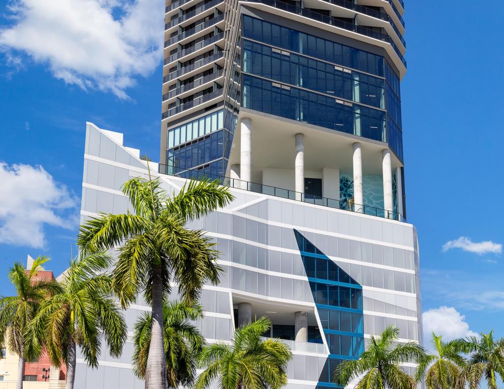 elser hotel exterior, miami