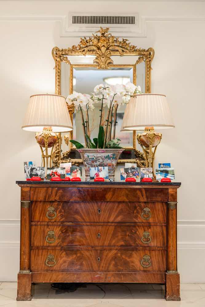 dresser