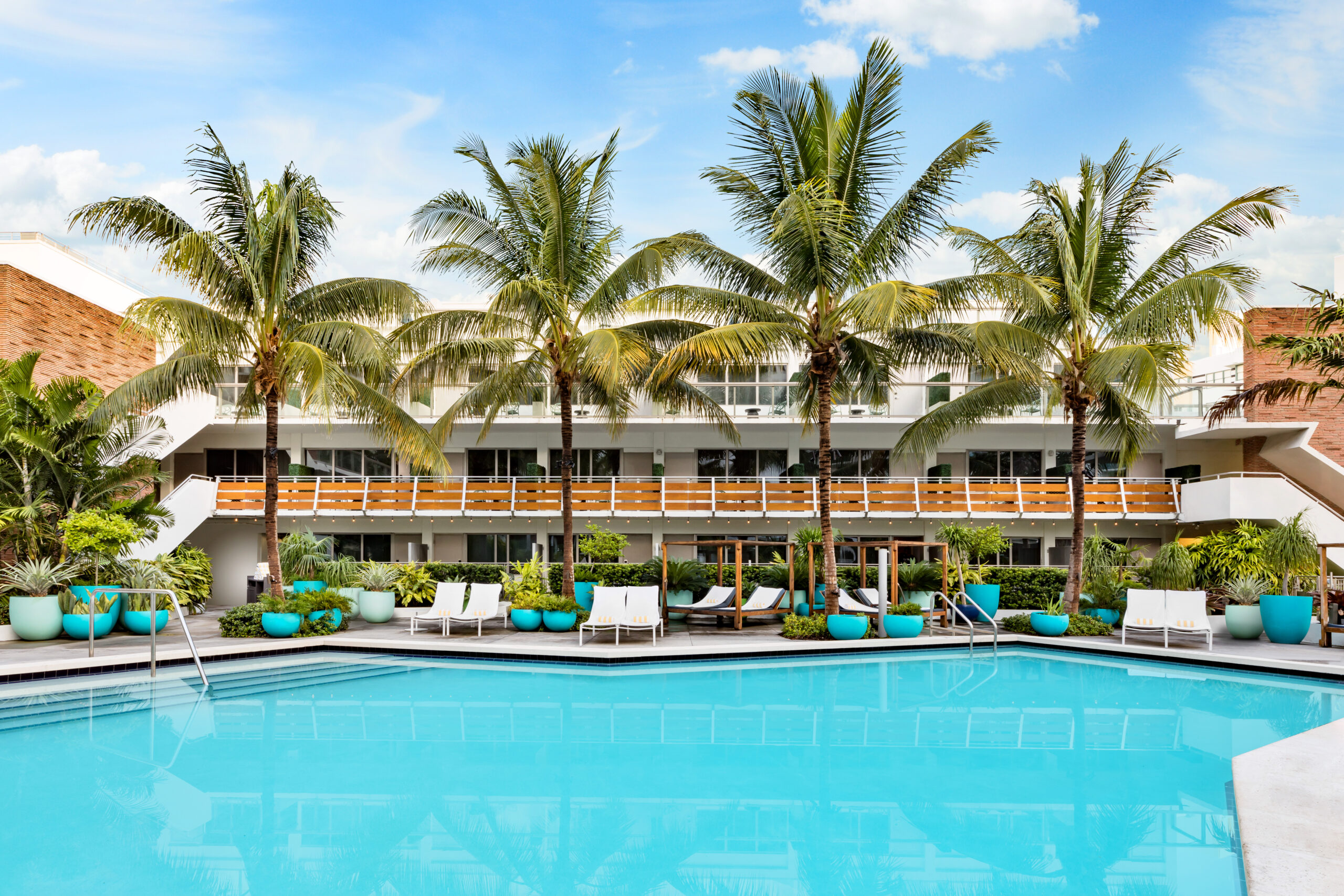 Hotels, Hotel Pool