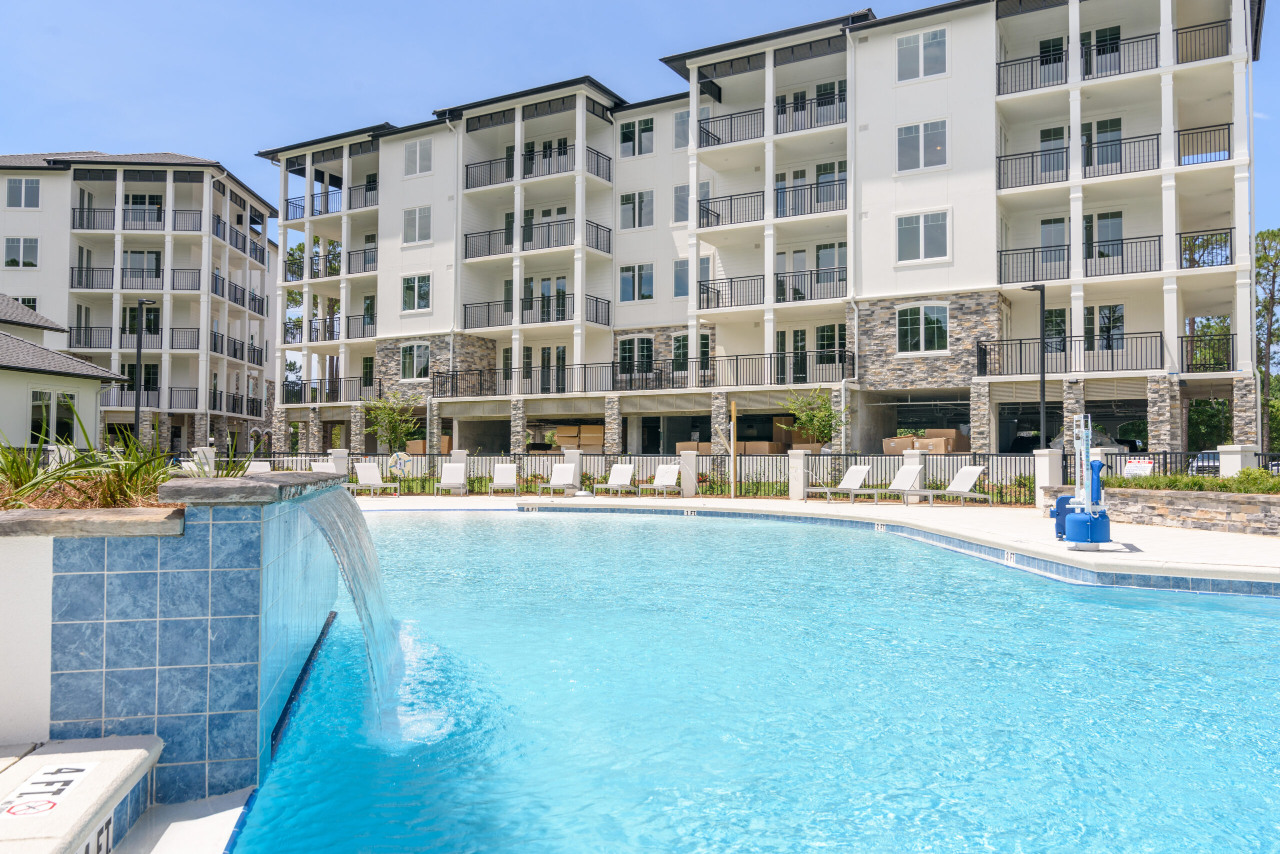 Hotels, Hotel Pool