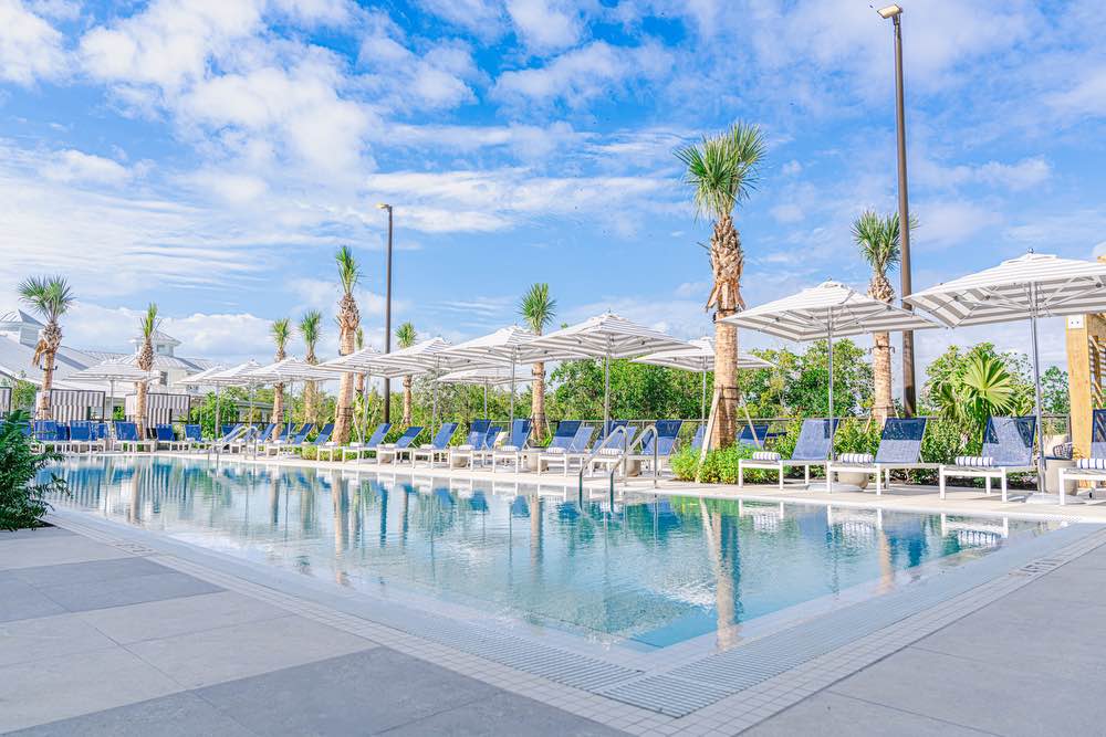 Hotels, Hotel Pool